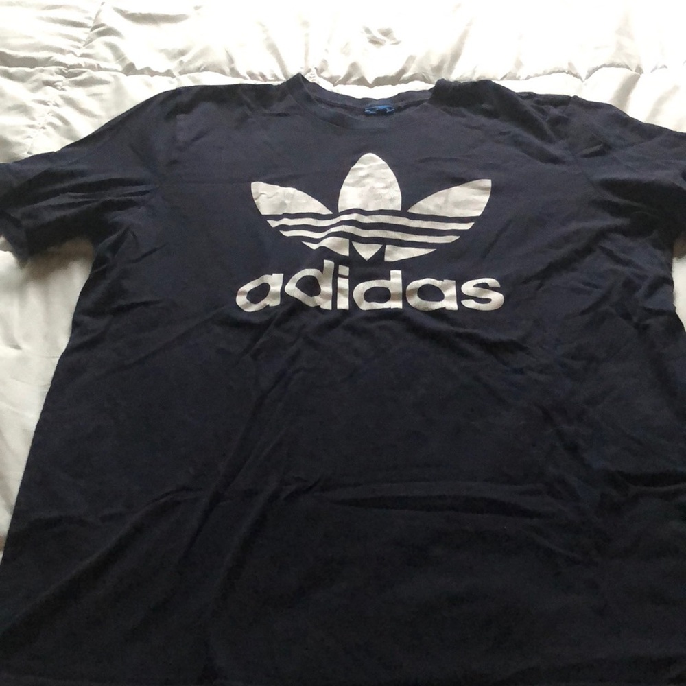 Large men’s adidas shirt